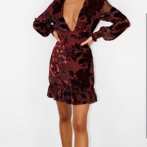 NWT Missguided Devore V Neck Tea Dress Floral Size 4 Red Ruffle Plunge